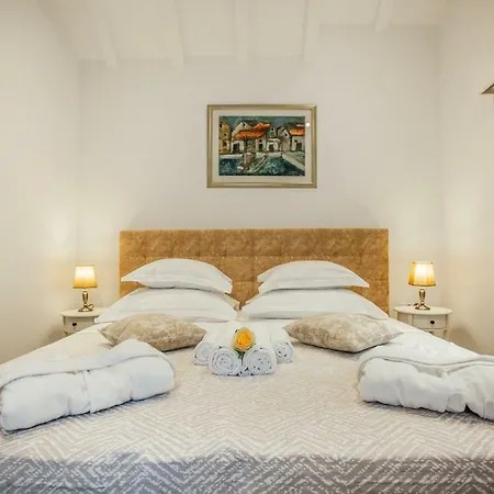 Heritage Dea Hvar ホテル フヴァル