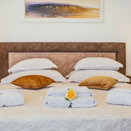 Heritage Dea Hvar ホテル フヴァル