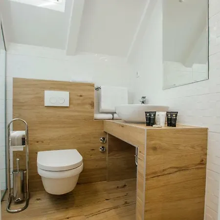 Heritage Dea Hvar フヴァル