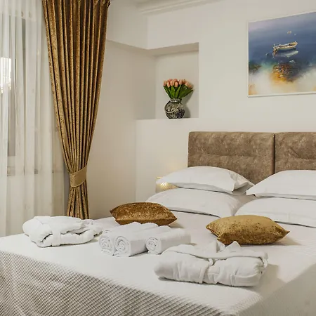 Heritage Dea Hvar Hotel 4*