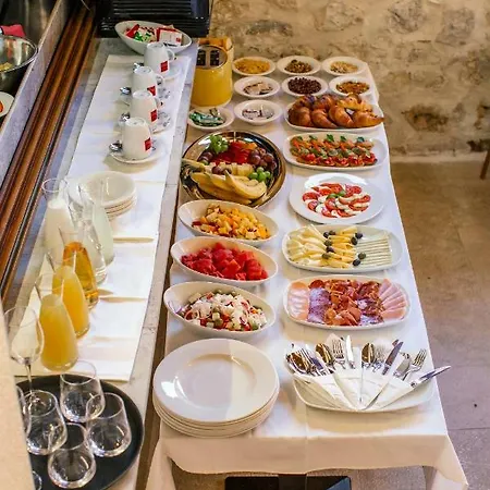 فندق Heritage Dea Hvar 4*