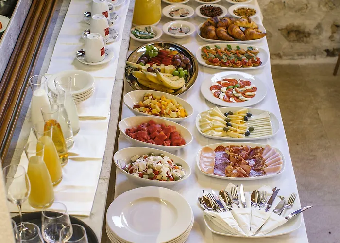 Heritage Dea Hvar Hotel 4*