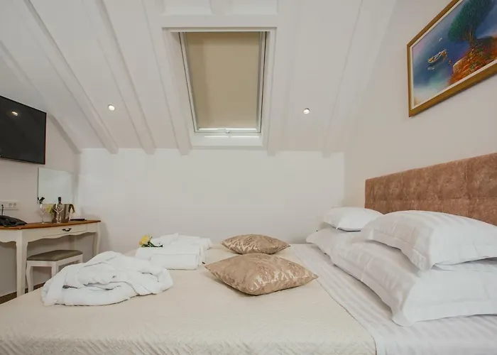 Heritage Dea Hvar Hotel Hvar Town