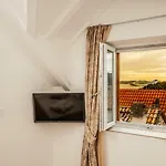 Heritage Dea Hvar Hotel 4*