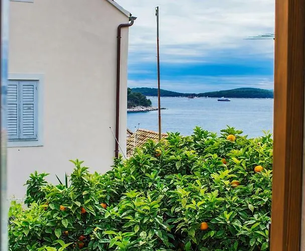 Hotel Heritage Dea Hvar 4*